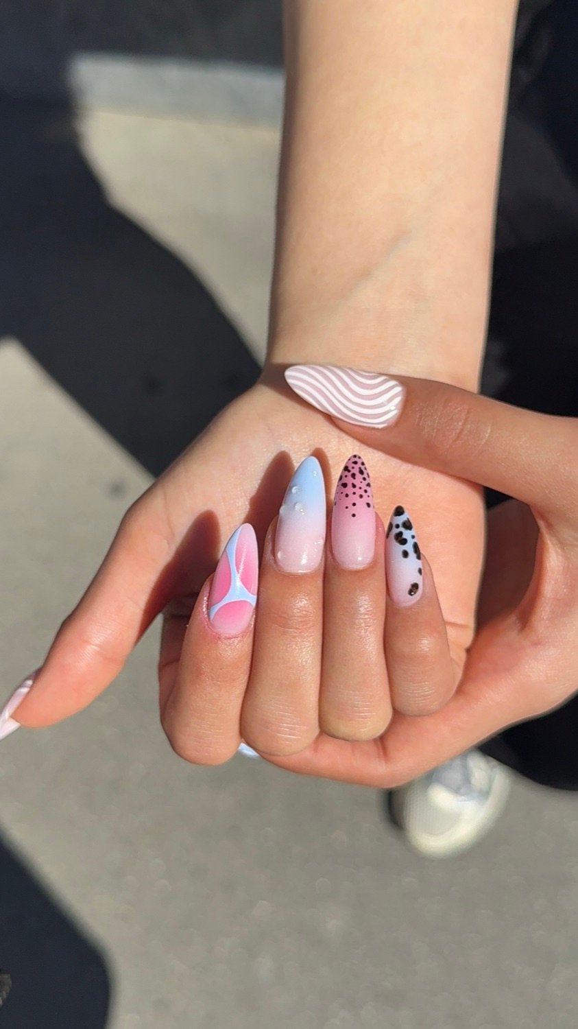 Handmodelliertes Nageldesign &ndash; Nagelstudio Konstablerwache